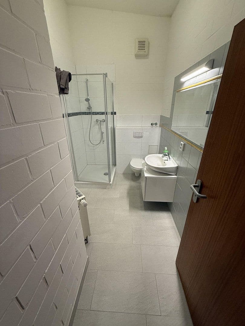 Pronájem bytu 3+1 78 m², Schwerin, Mecklenburg-Vorpommern Pronájem bytu 3+1 78 m², Schwerin, Mecklenburg-Vorpommern