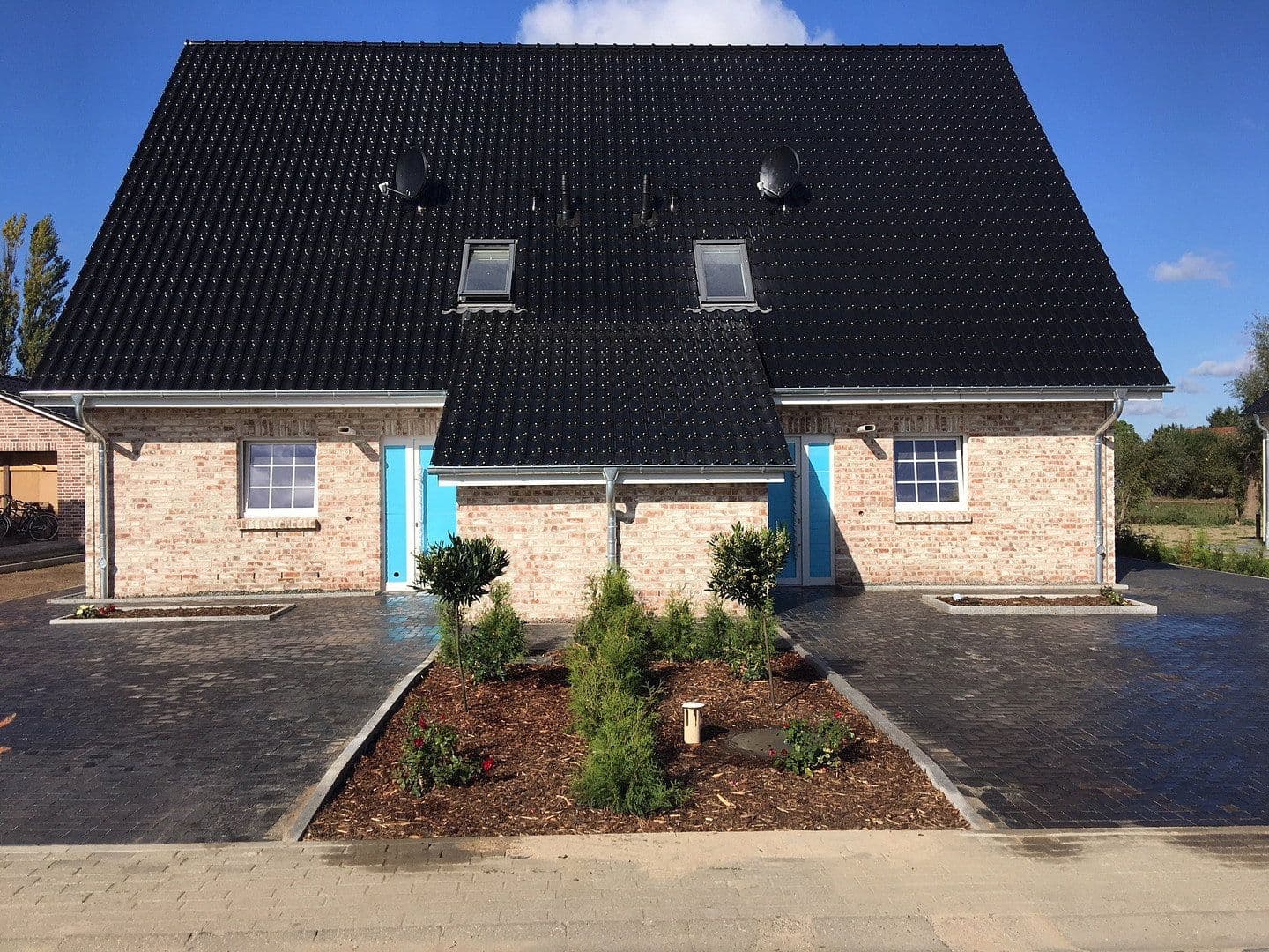 Pronájem bytu 3+1 78 m², Schwerin, Mecklenburg-Vorpommern Pronájem bytu 3+1 78 m², Schwerin, Mecklenburg-Vorpommern