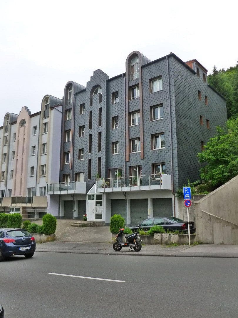 Pronájem bytu 3+1 82 m², Weinberg 34, Wuppertal, Severní Porýní-Vestfálsko Pronájem bytu 3+1 82 m², Weinberg 34, Wuppertal, Severní Porýní-Vestfálsko