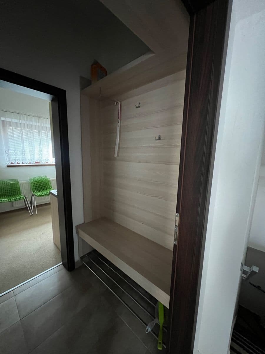 Pronájem bytu 1+kk 30 m², Pec pod Sněžkou, Královéhradecký kraj Pronájem bytu 1+kk 30 m², Pec pod Sněžkou, Královéhradecký kraj