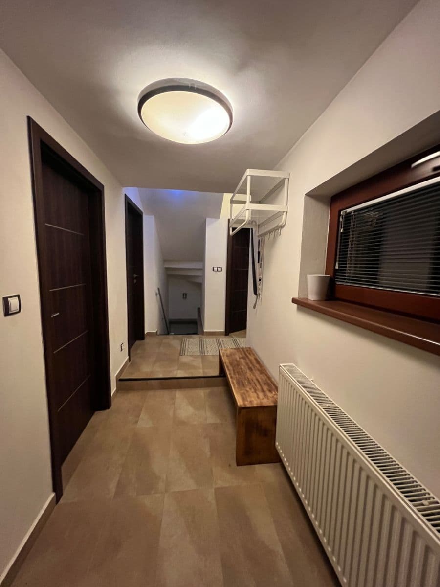 Pronájem bytu 1+kk 30 m², Pec pod Sněžkou, Královéhradecký kraj Pronájem bytu 1+kk 30 m², Pec pod Sněžkou, Královéhradecký kraj