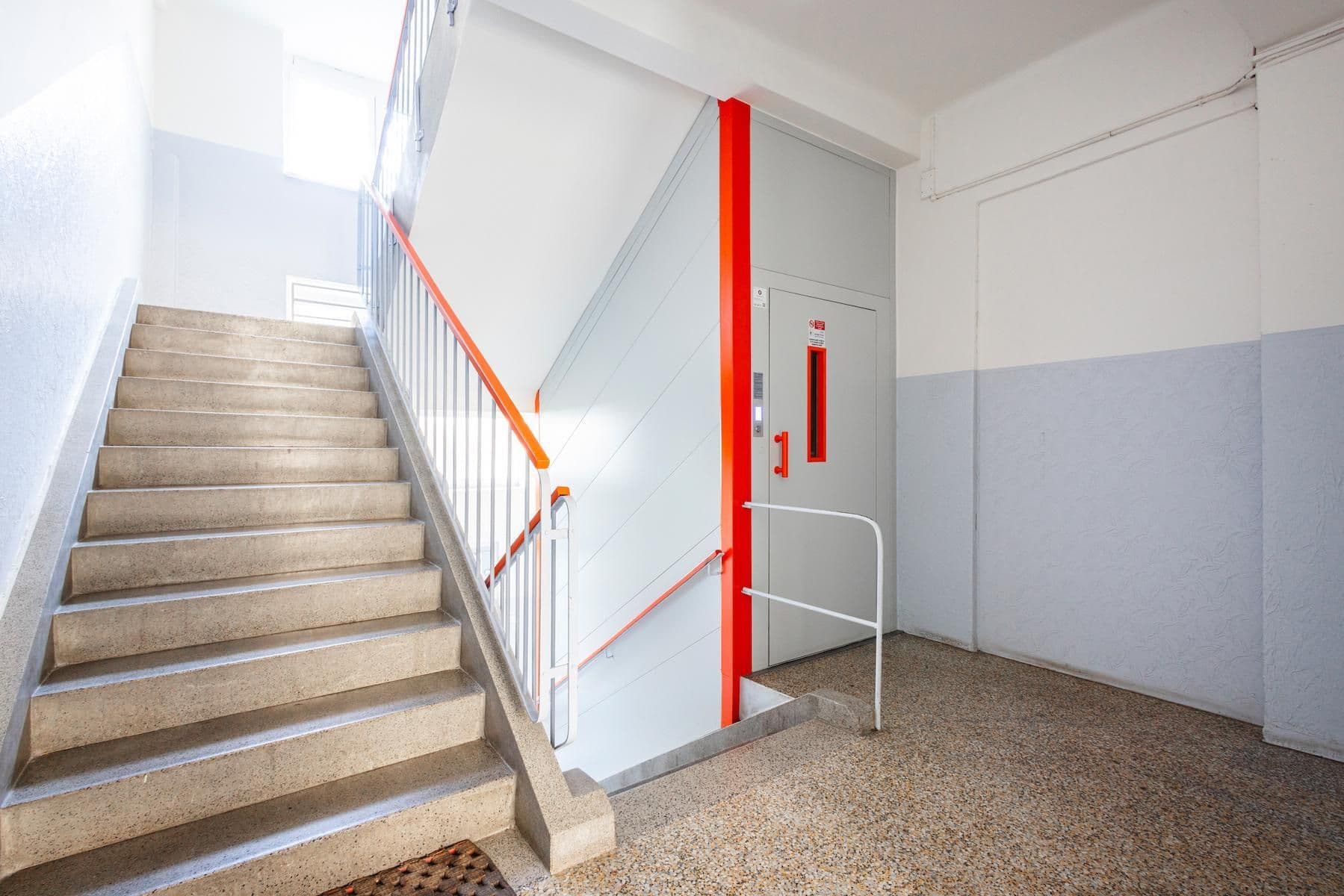 Prodej bytu 2+1 63 m², Litevská, Praha, Praha Prodej bytu 2+1 63 m², Litevská, Praha, Praha