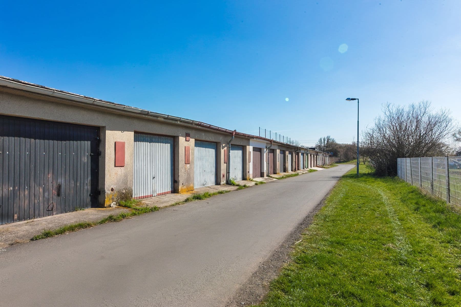 Prodej garáže 22 m², Sadská, Středočeský kraj Prodej garáže 22 m², Sadská, Středočeský kraj