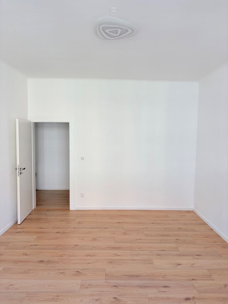 Pronájem bytu 2+kk 56 m², Zelená, Praha, Praha Pronájem bytu 2+kk 56 m², Zelená, Praha, Praha