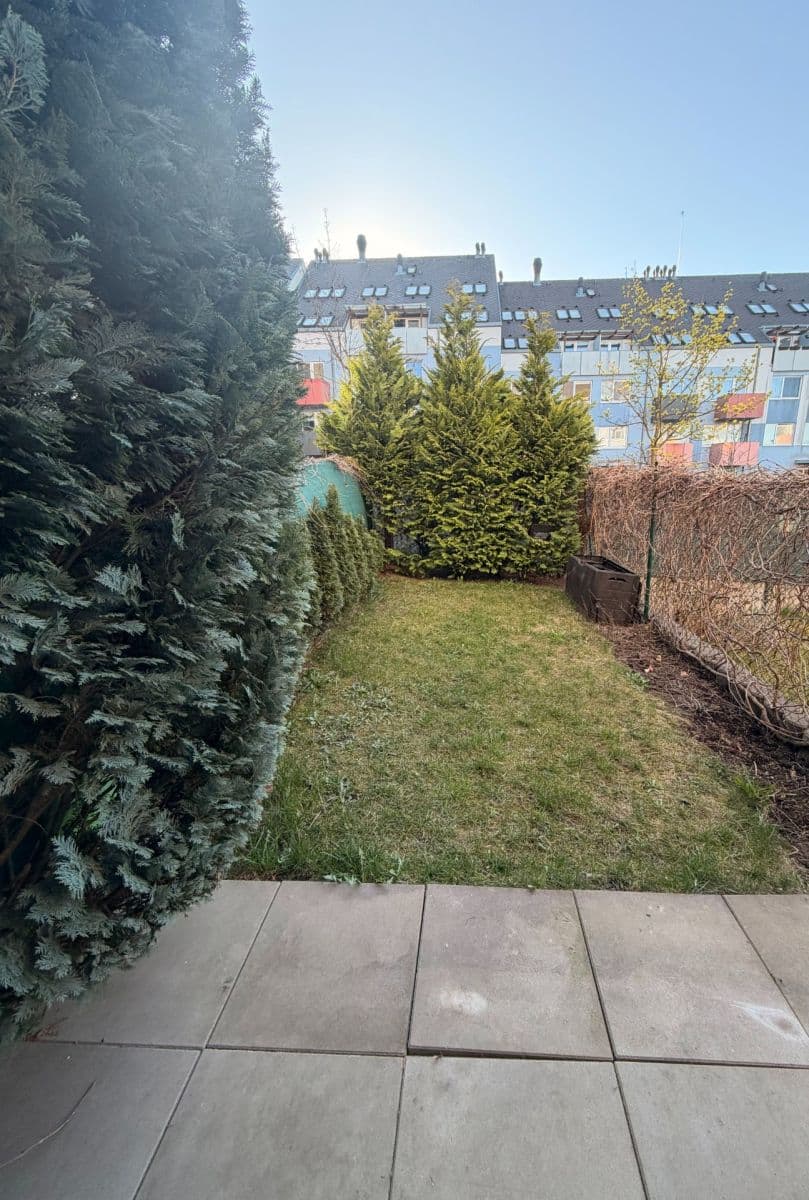 Pronájem bytu 1+kk 32 m², Herlíkovická, Praha, Praha Pronájem bytu 1+kk 32 m², Herlíkovická, Praha, Praha