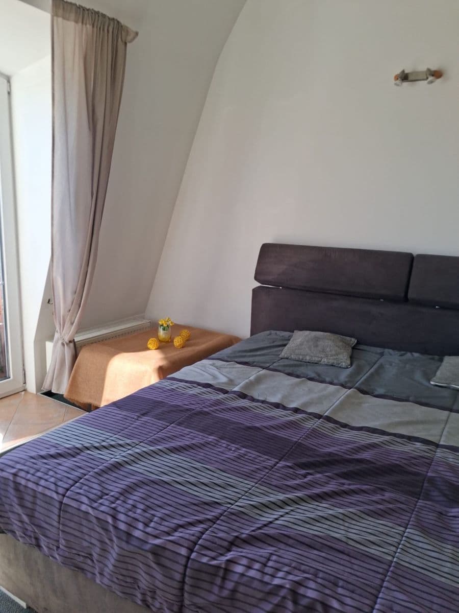 Pronájem bytu 1+kk 54 m², Smolíkova, Praha, Praha Pronájem bytu 1+kk 54 m², Smolíkova, Praha, Praha
