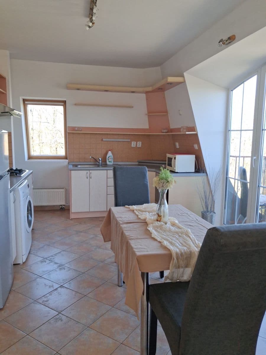 Pronájem bytu 1+kk 54 m², Smolíkova, Praha, Praha Pronájem bytu 1+kk 54 m², Smolíkova, Praha, Praha