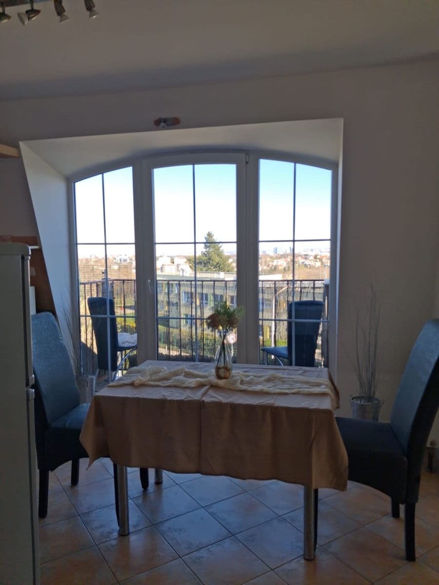 Pronájem bytu 1+kk 54 m², Smolíkova, Praha, Praha Pronájem bytu 1+kk 54 m², Smolíkova, Praha, Praha