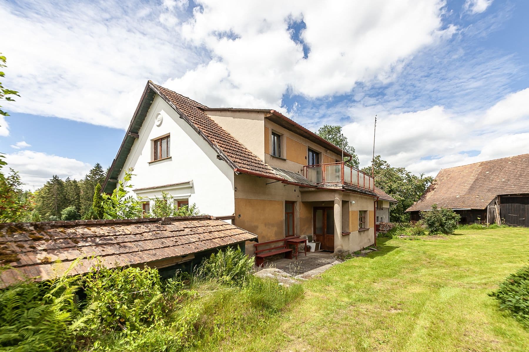 Prodej domu 147 m², pozemek 6.131 m², Dolní Kralovice, Praha Prodej domu 147 m², pozemek 6.131 m², Dolní Kralovice, Praha