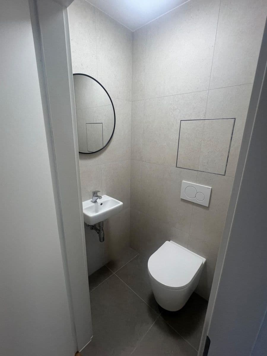 Pronájem bytu 2+kk 46 m², Bratislavská, Brno, Jihomoravský kraj Pronájem bytu 2+kk 46 m², Bratislavská, Brno, Jihomoravský kraj