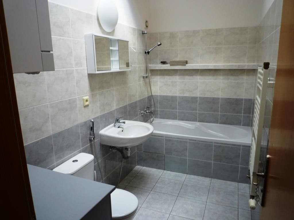 Pronájem bytu 4+1 129 m², Medkova, Praha, Praha Pronájem bytu 4+1 129 m², Medkova, Praha, Praha