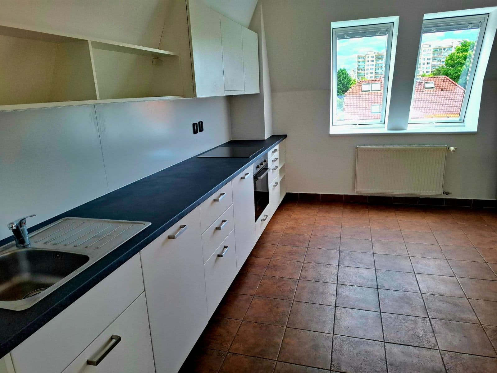 Pronájem bytu 4+1 129 m², Medkova, Praha, Praha Pronájem bytu 4+1 129 m², Medkova, Praha, Praha