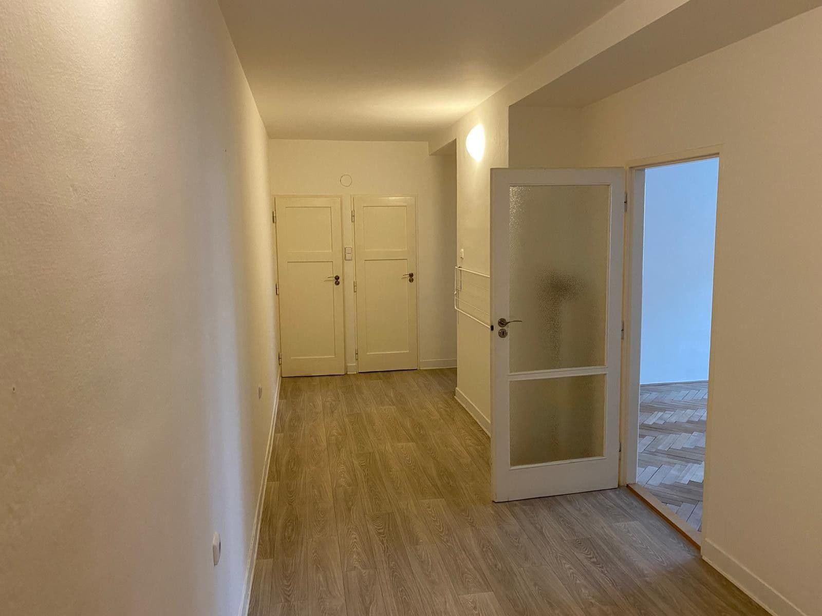Pronájem bytu 2+1 60 m², Renneská třída, Brno, Jihomoravský kraj Pronájem bytu 2+1 60 m², Renneská třída, Brno, Jihomoravský kraj