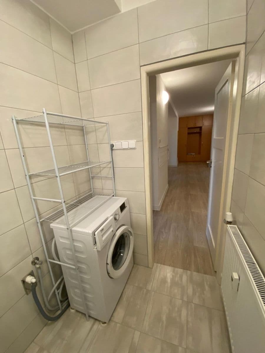 Pronájem bytu 2+1 60 m², Renneská třída, Brno, Jihomoravský kraj Pronájem bytu 2+1 60 m², Renneská třída, Brno, Jihomoravský kraj