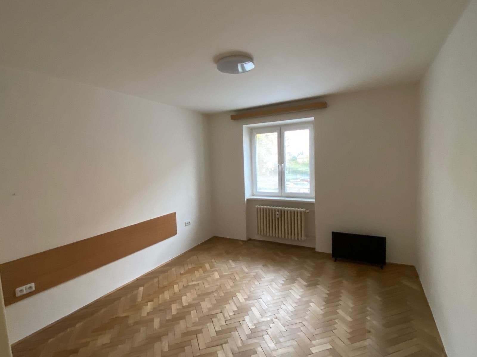 Pronájem bytu 2+1 60 m², Renneská třída, Brno, Jihomoravský kraj Pronájem bytu 2+1 60 m², Renneská třída, Brno, Jihomoravský kraj