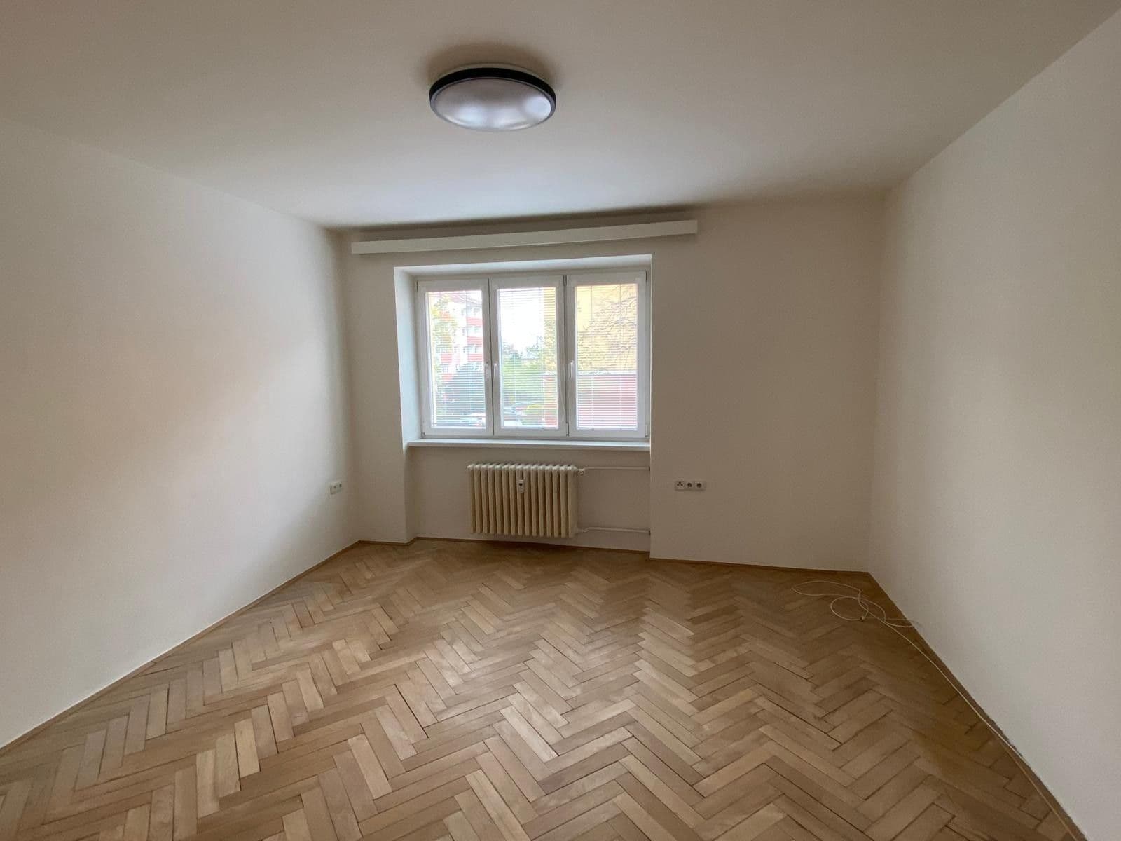 Pronájem bytu 2+1 60 m², Renneská třída, Brno, Jihomoravský kraj Pronájem bytu 2+1 60 m², Renneská třída, Brno, Jihomoravský kraj