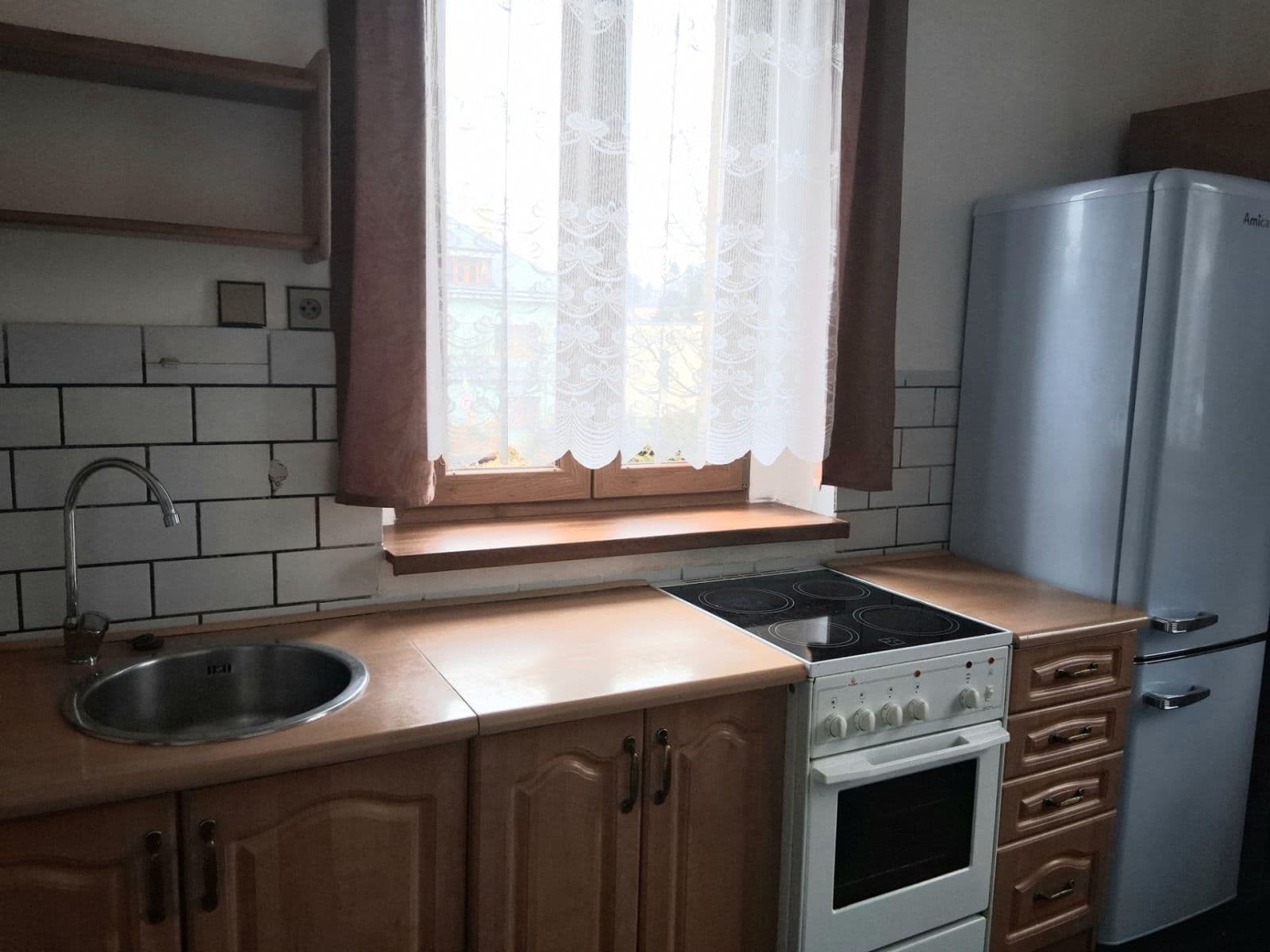 Pronájem bytu 2+1 40 m², 5. května, Říčany, Středočeský kraj Pronájem bytu 2+1 40 m², 5. května, Říčany, Středočeský kraj