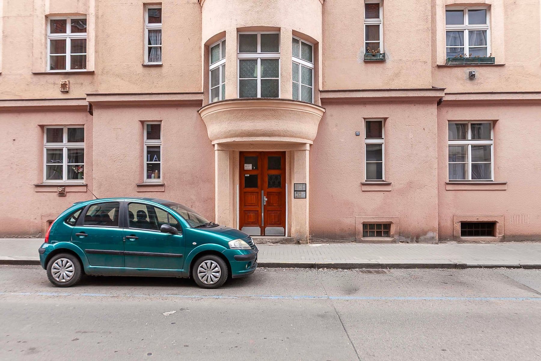 Prodej bytu 2+kk 58 m², V Háji, Praha, Praha Prodej bytu 2+kk 58 m², V Háji, Praha, Praha