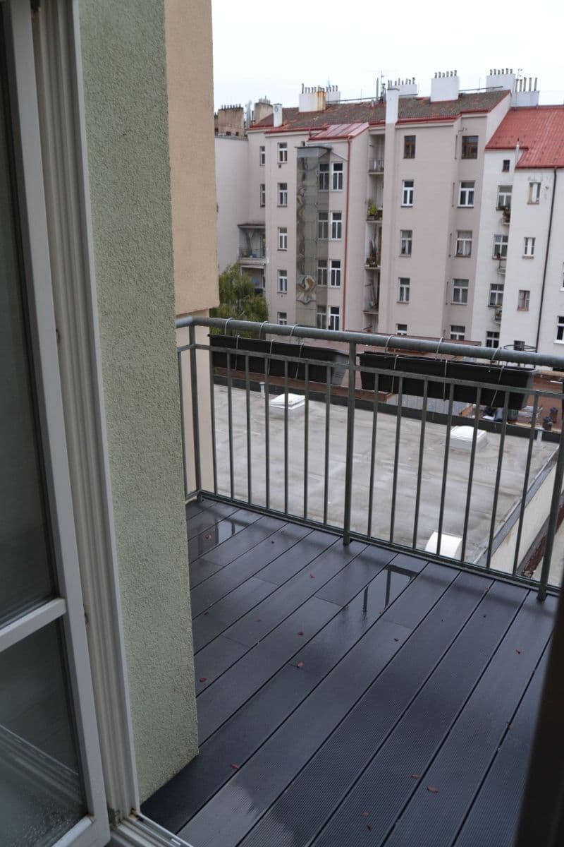 Pronájem bytu 2+1 70 m², Korunovační, Praha, Praha Pronájem bytu 2+1 70 m², Korunovační, Praha, Praha