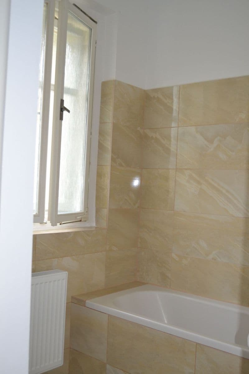 Pronájem bytu 2+1 70 m², Korunovační, Praha, Praha Pronájem bytu 2+1 70 m², Korunovační, Praha, Praha