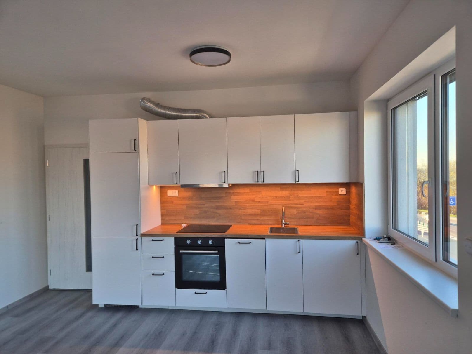 Pronájem bytu 1+kk 37 m², Pražská, Kolín, Středočeský kraj Pronájem bytu 1+kk 37 m², Pražská, Kolín, Středočeský kraj