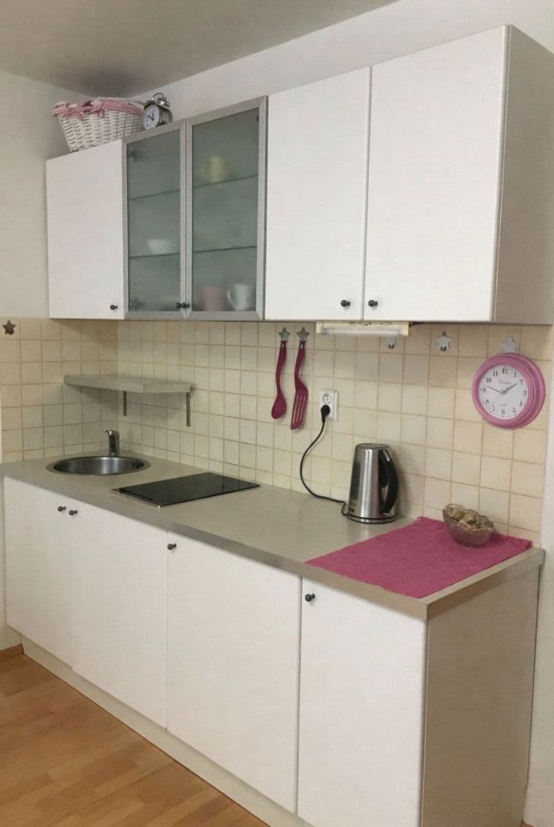 Pronájem bytu 1+kk 31 m², Kovanecká, Praha, Praha Pronájem bytu 1+kk 31 m², Kovanecká, Praha, Praha