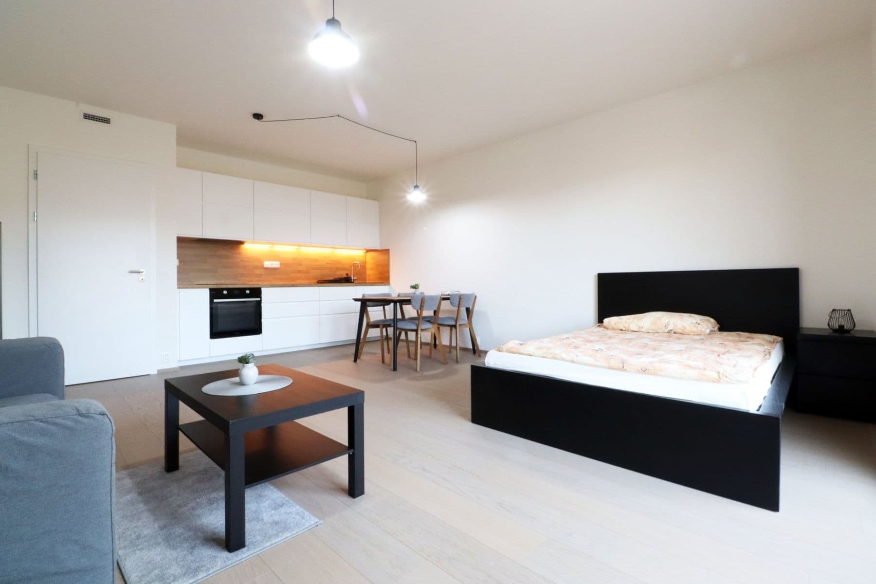 Pronájem bytu 1+kk 40 m², Vorařská, Praha, Praha Pronájem bytu 1+kk 40 m², Vorařská, Praha, Praha