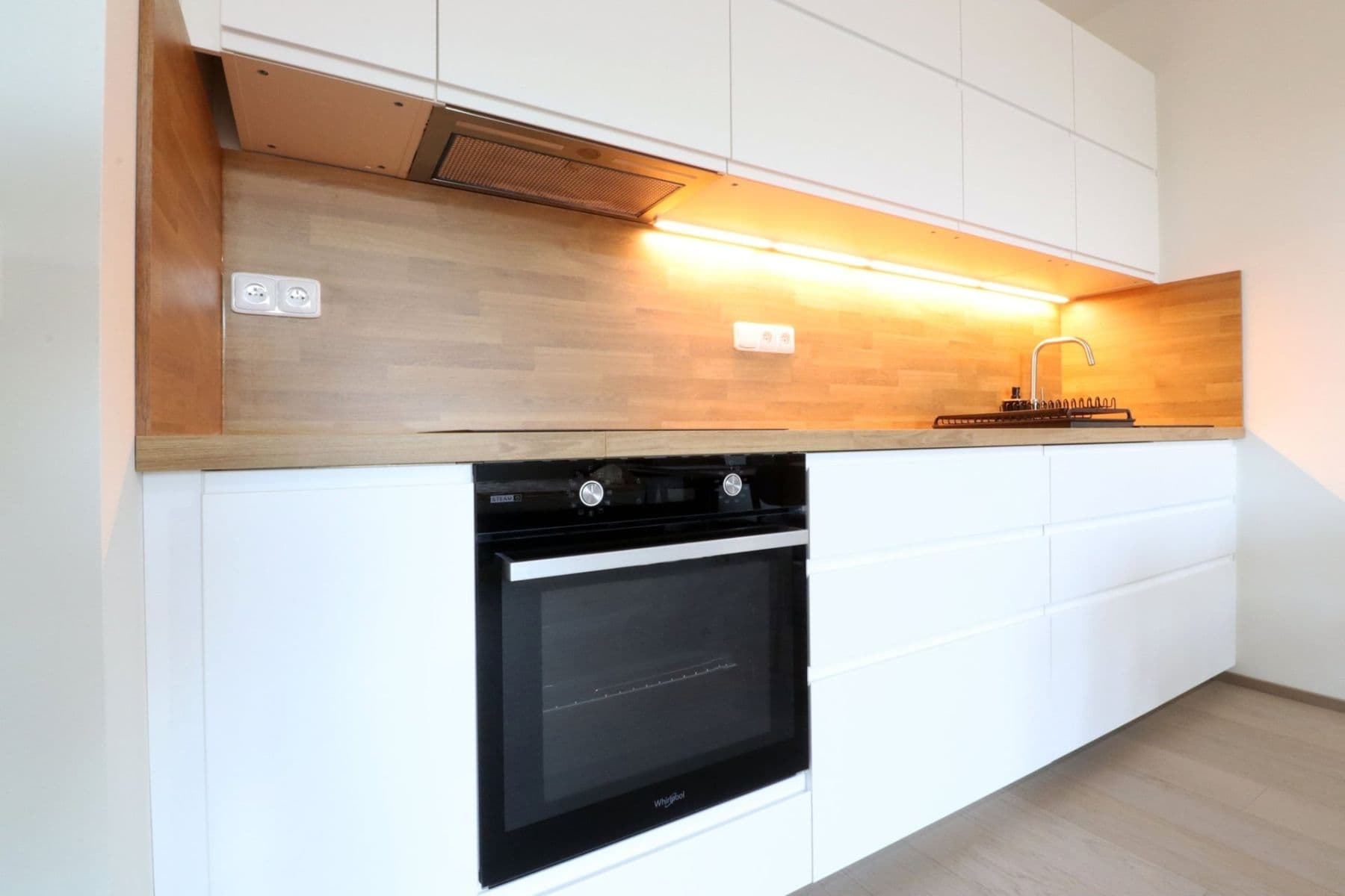 Pronájem bytu 1+kk 40 m², Vorařská, Praha, Praha Pronájem bytu 1+kk 40 m², Vorařská, Praha, Praha