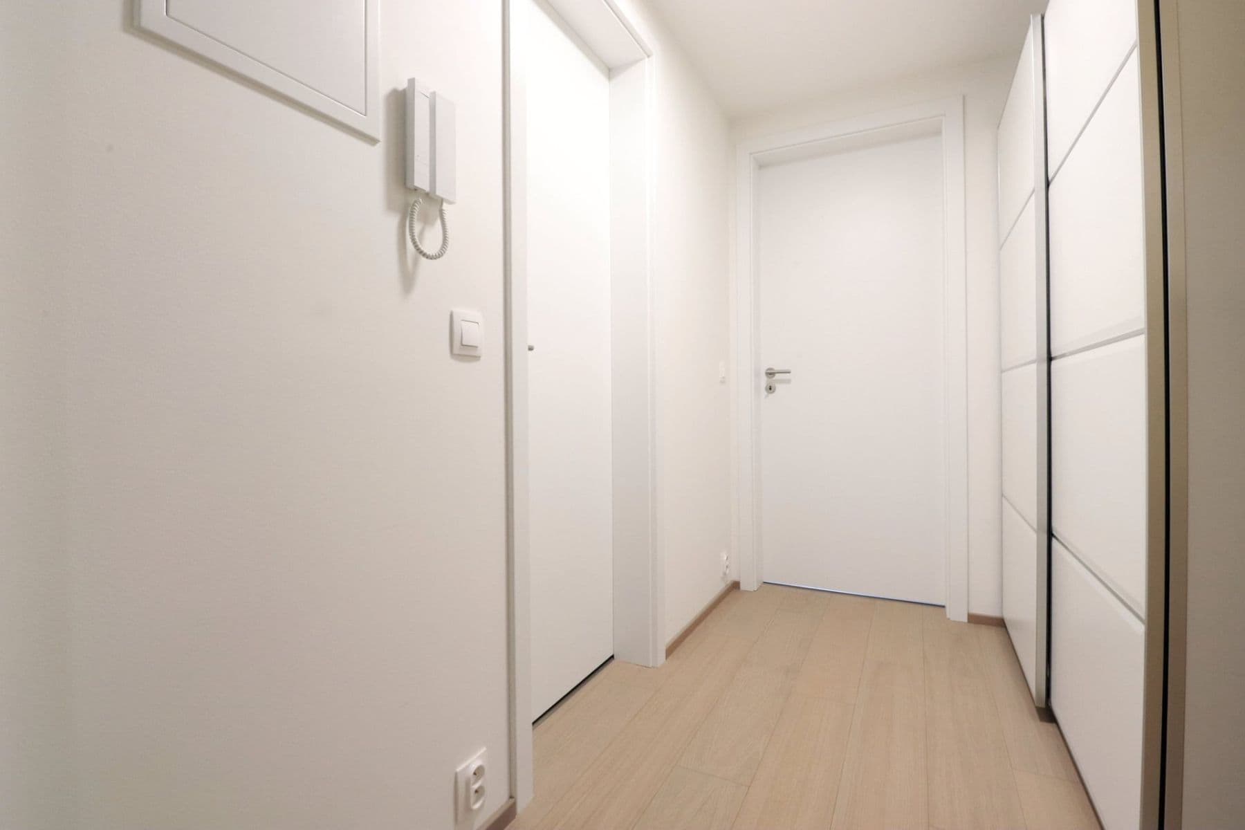 Pronájem bytu 1+kk 40 m², Vorařská, Praha, Praha Pronájem bytu 1+kk 40 m², Vorařská, Praha, Praha
