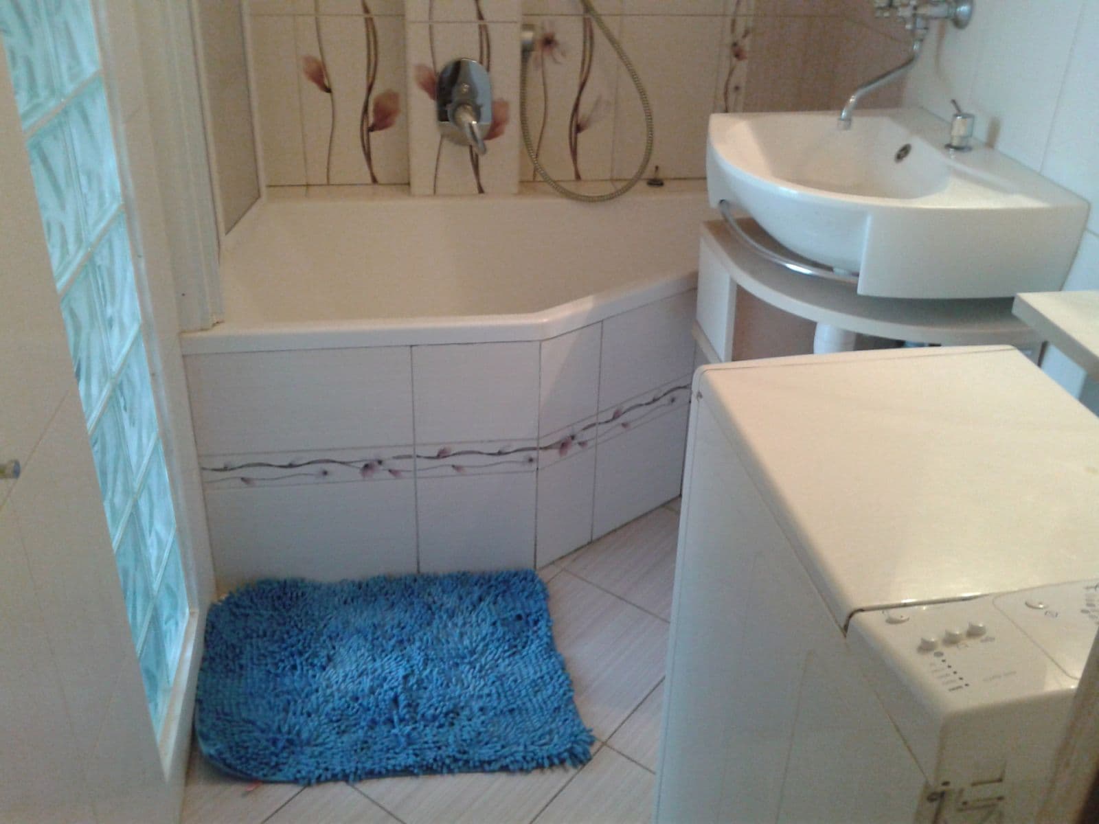 Pronájem bytu 3+kk 65 m², Mendlovo náměstí, Brno, Jihomoravský kraj Pronájem bytu 3+kk 65 m², Mendlovo náměstí, Brno, Jihomoravský kraj