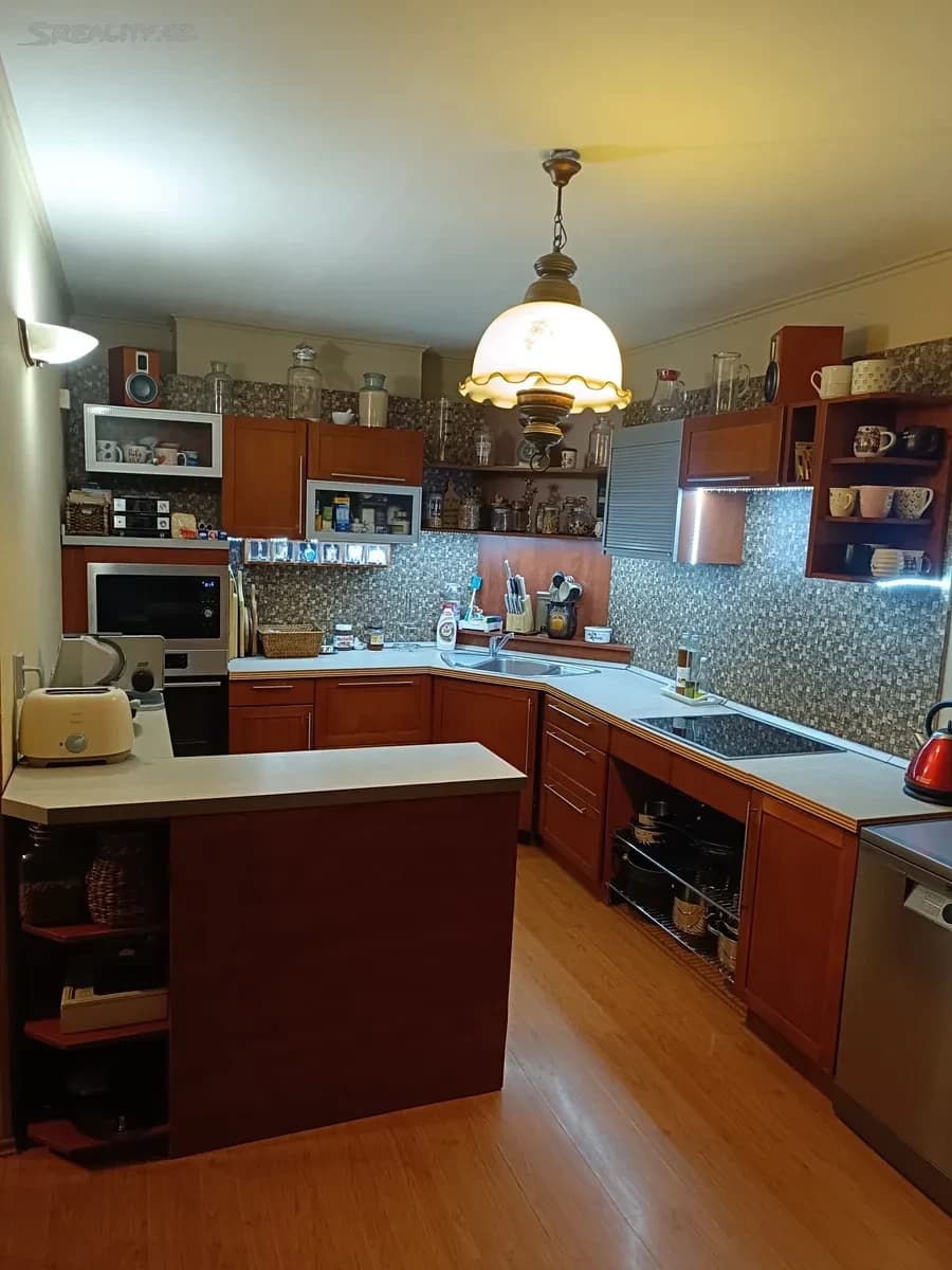 Prodej domu 396 m², pozemek 660 m², Karla Čapka, Chomutov, Ústecký kraj Prodej domu 396 m², pozemek 660 m², Karla Čapka, Chomutov, Ústecký kraj