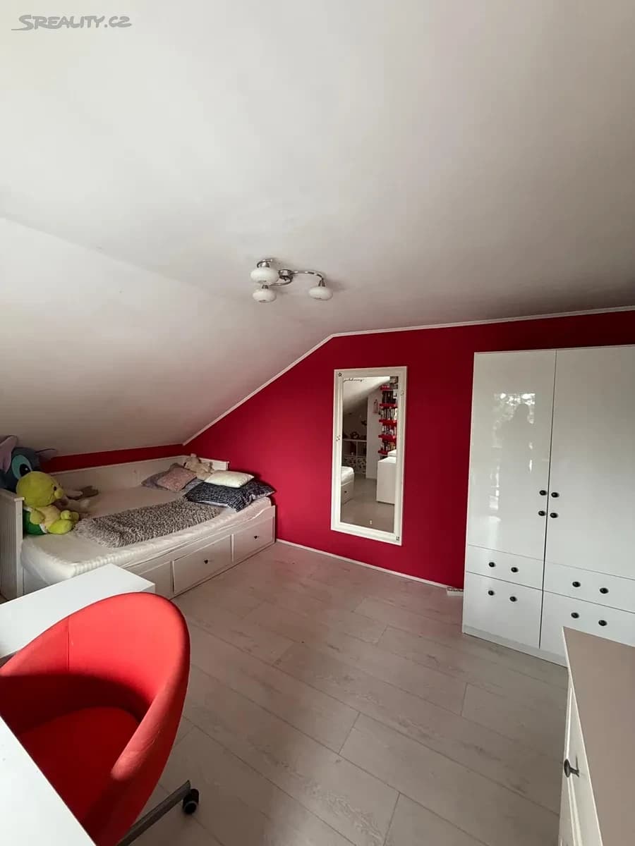 Prodej domu 396 m², pozemek 660 m², Karla Čapka, Chomutov, Ústecký kraj Prodej domu 396 m², pozemek 660 m², Karla Čapka, Chomutov, Ústecký kraj