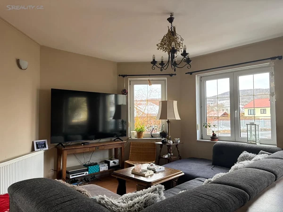 Prodej domu 396 m², pozemek 660 m², Karla Čapka, Chomutov, Ústecký kraj Prodej domu 396 m², pozemek 660 m², Karla Čapka, Chomutov, Ústecký kraj