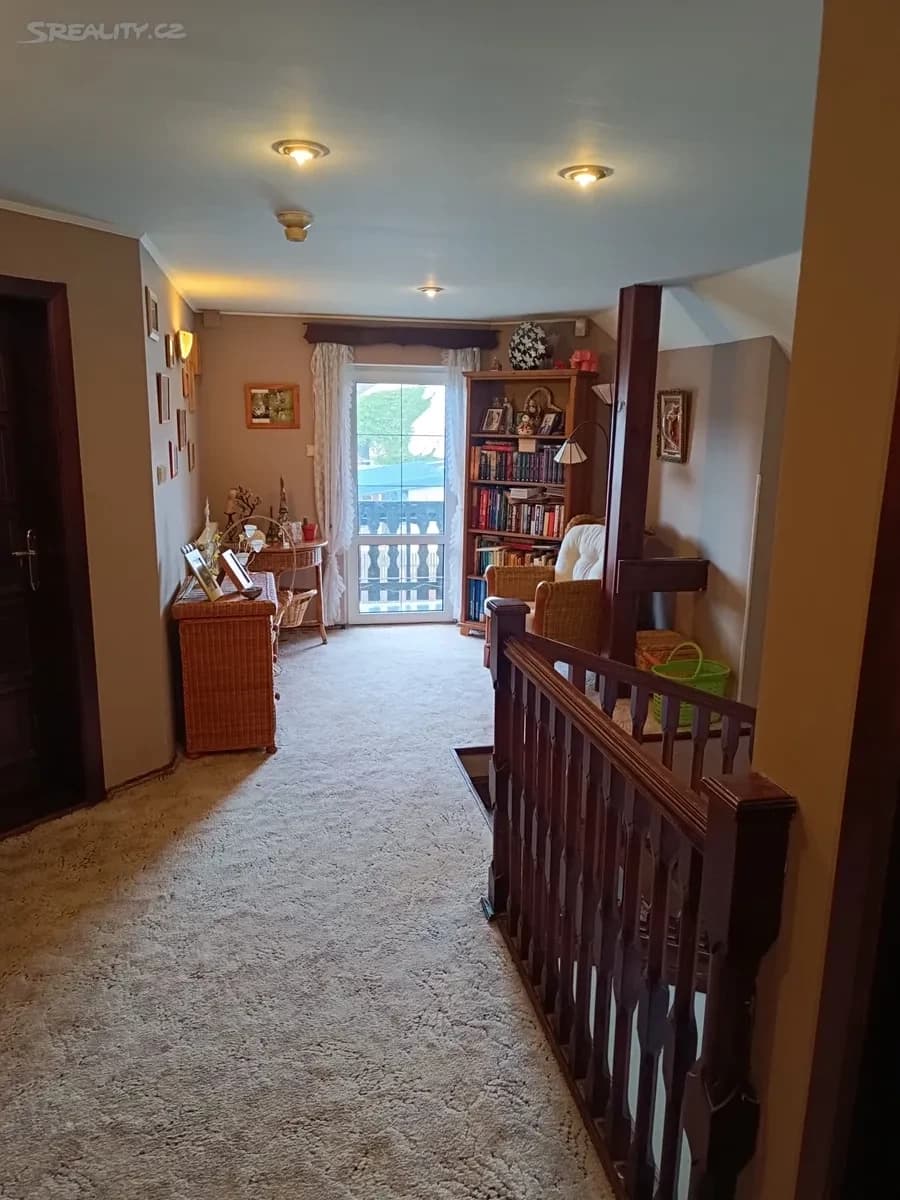 Prodej domu 396 m², pozemek 660 m², Karla Čapka, Chomutov, Ústecký kraj Prodej domu 396 m², pozemek 660 m², Karla Čapka, Chomutov, Ústecký kraj