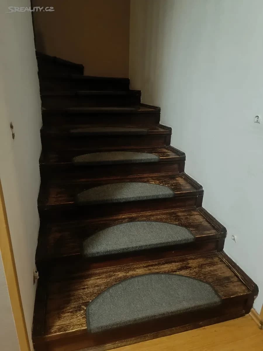 Prodej domu 396 m², pozemek 660 m², Karla Čapka, Chomutov, Ústecký kraj Prodej domu 396 m², pozemek 660 m², Karla Čapka, Chomutov, Ústecký kraj