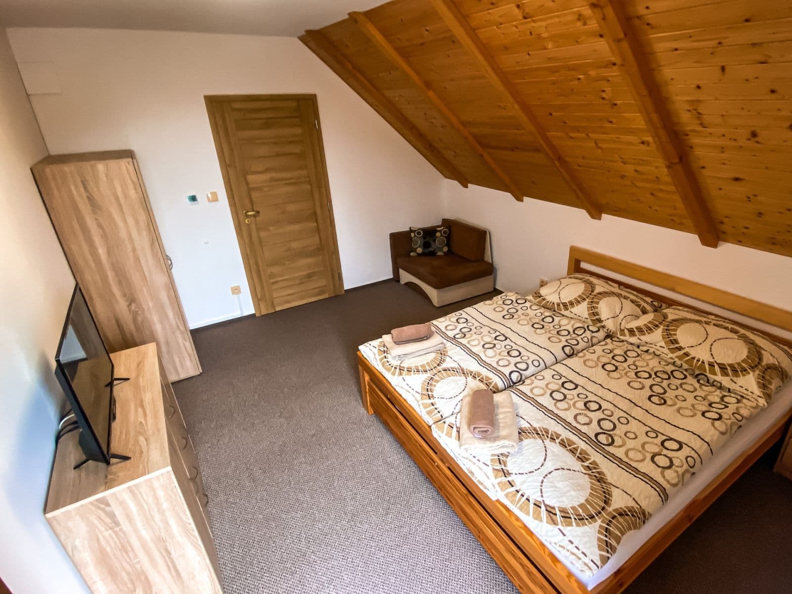 Prodej chaty, chalupy 167 m², pozemek 1.484 m², Žacléř, Královéhradecký kraj Prodej chaty, chalupy 167 m², pozemek 1.484 m², Žacléř, Královéhradecký kraj