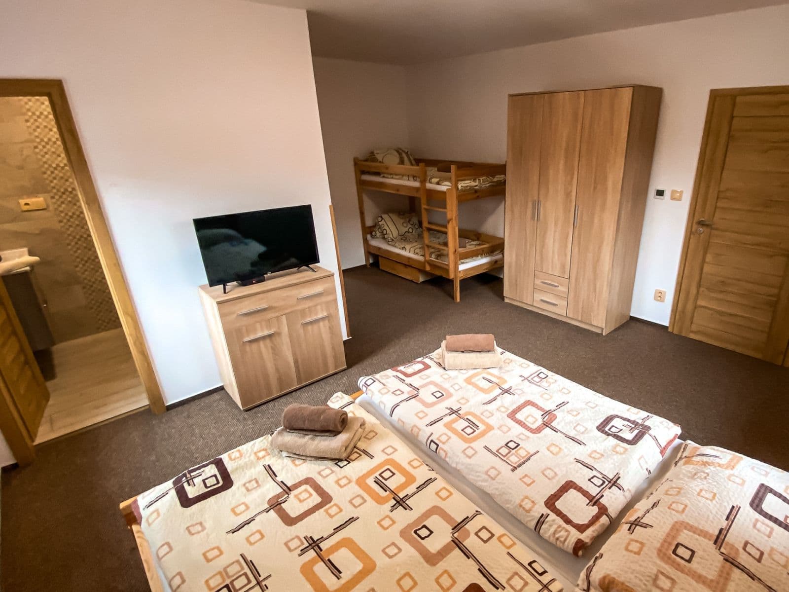 Prodej chaty, chalupy 167 m², pozemek 1.484 m², Žacléř, Královéhradecký kraj Prodej chaty, chalupy 167 m², pozemek 1.484 m², Žacléř, Královéhradecký kraj