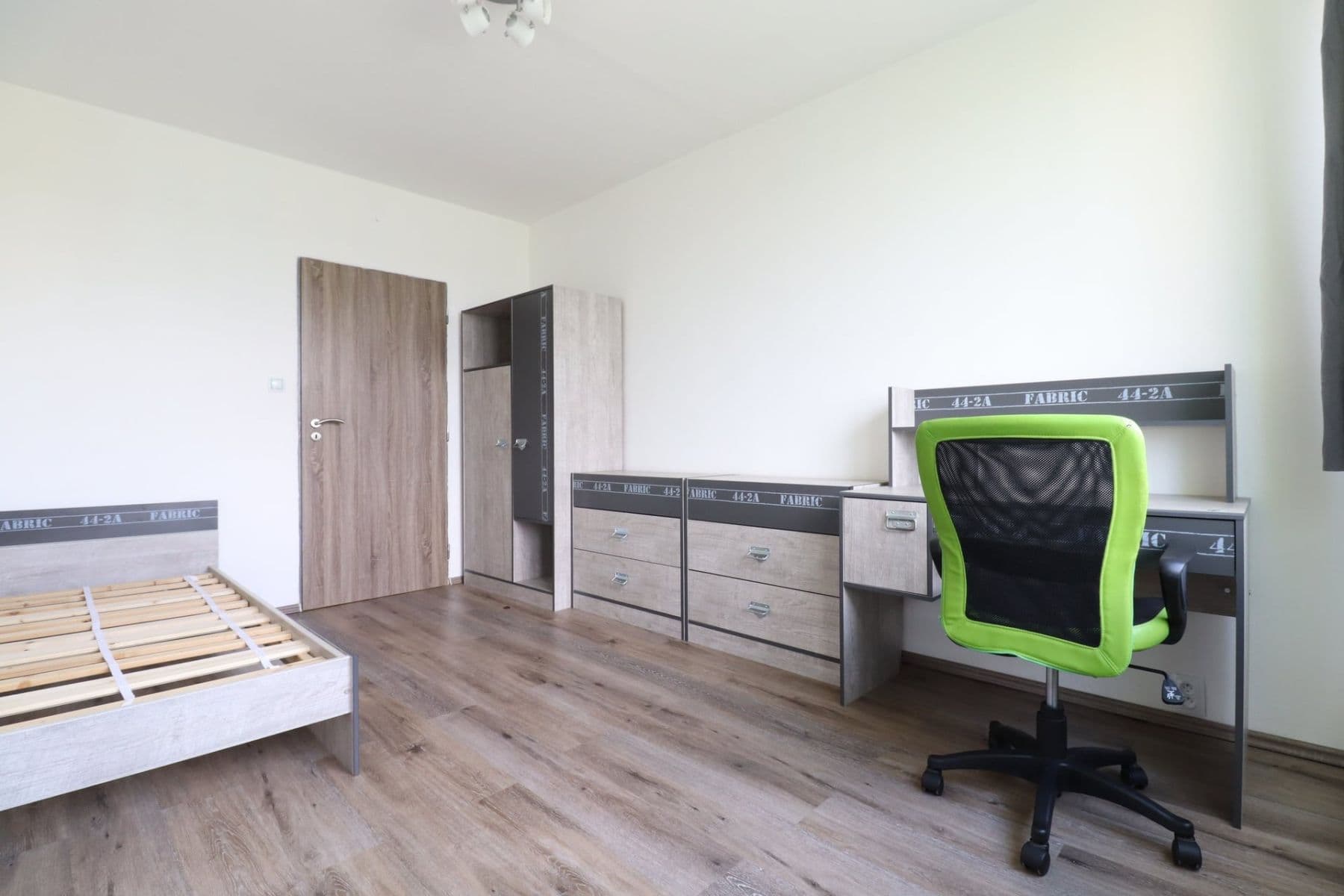 Pronájem bytu 3+1 73 m², Prusíkova, Praha, Praha Pronájem bytu 3+1 73 m², Prusíkova, Praha, Praha