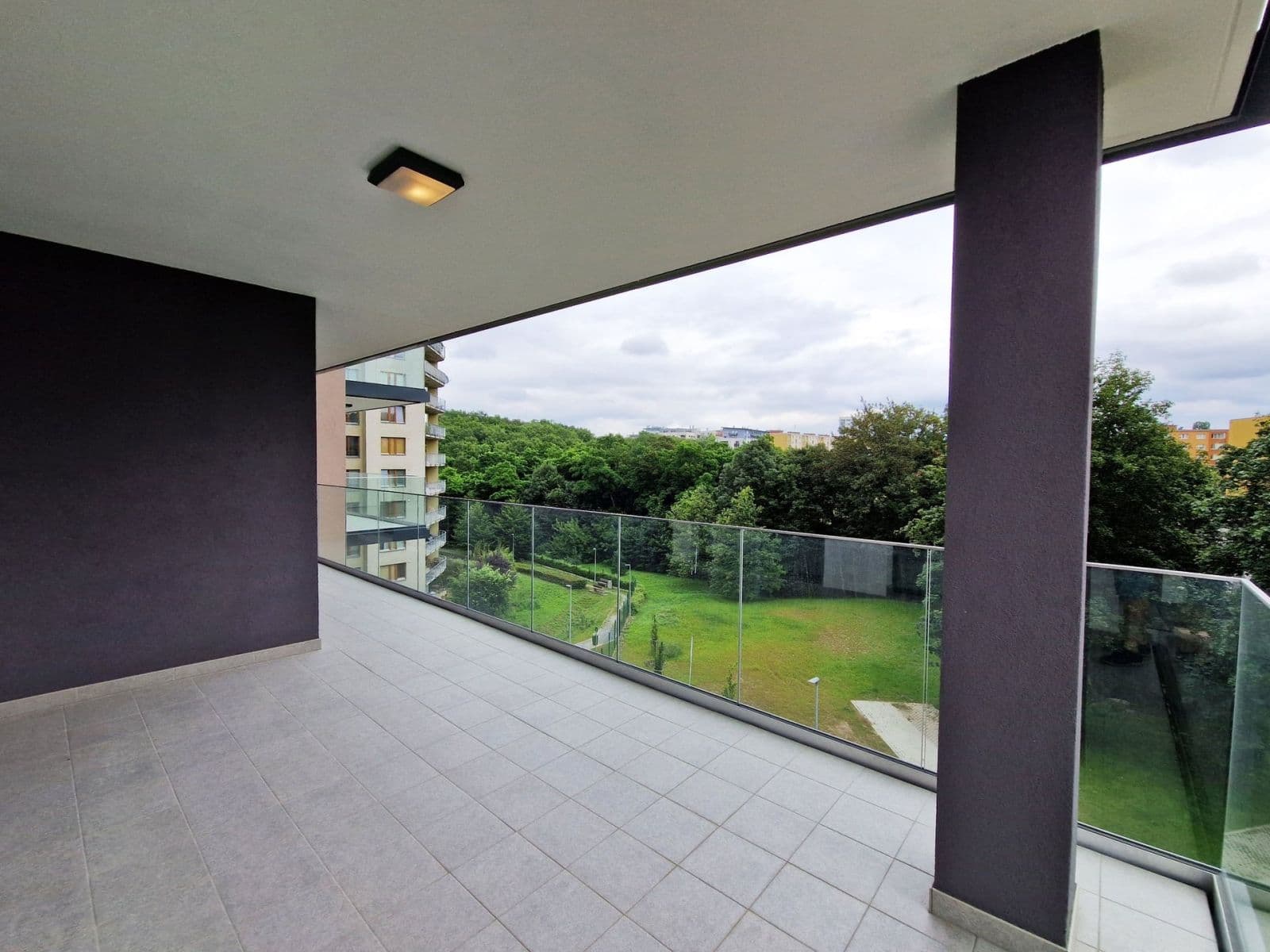 Pronájem bytu 3+kk 87 m², K Červenému vrchu, Praha, Praha Pronájem bytu 3+kk 87 m², K Červenému vrchu, Praha, Praha