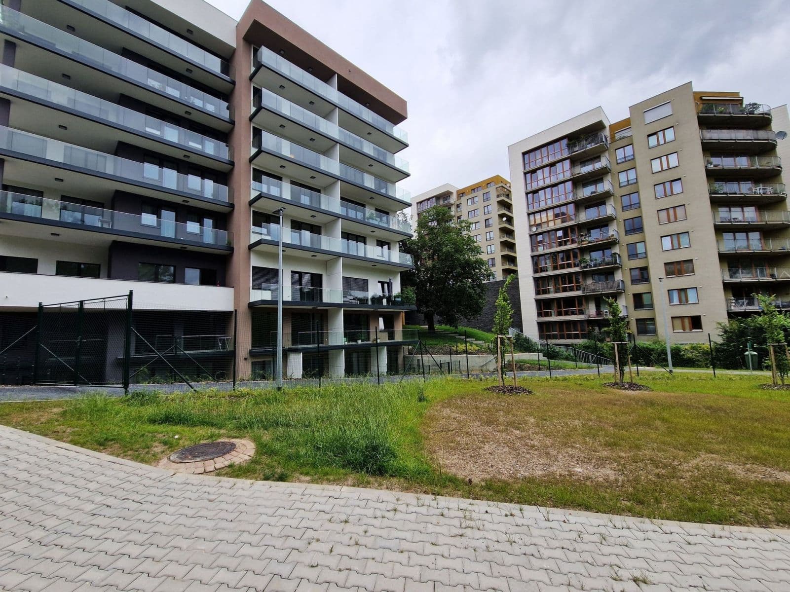 Pronájem bytu 3+kk 87 m², K Červenému vrchu, Praha, Praha Pronájem bytu 3+kk 87 m², K Červenému vrchu, Praha, Praha