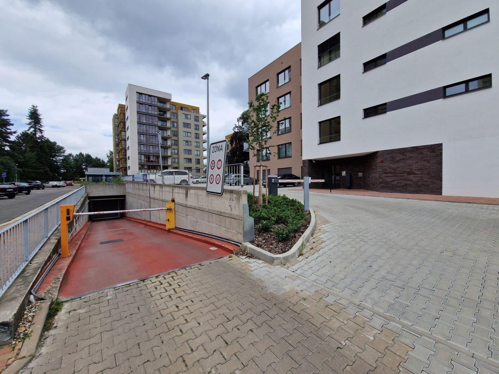 Pronájem bytu 3+kk 87 m², K Červenému vrchu, Praha, Praha Pronájem bytu 3+kk 87 m², K Červenému vrchu, Praha, Praha