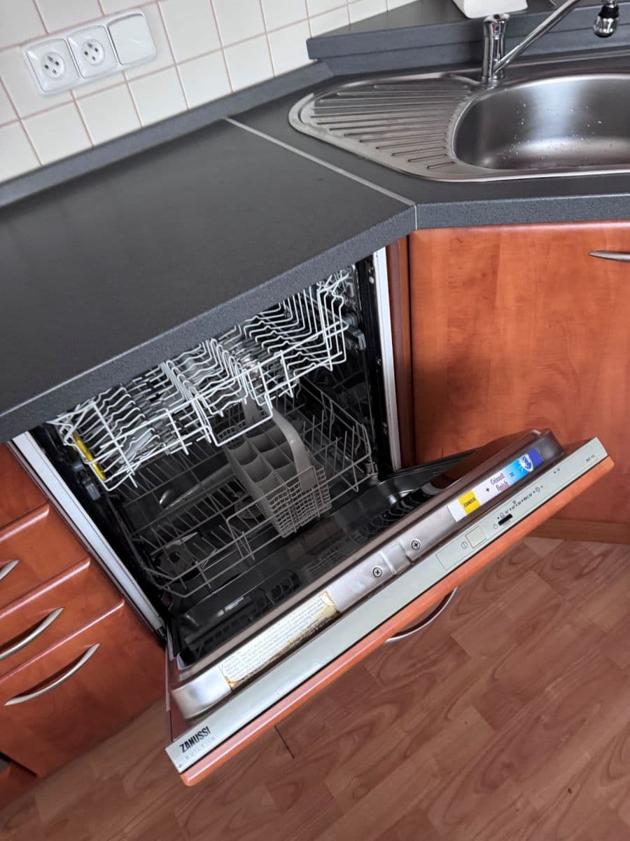 Pronájem bytu 2+1 67 m², Mirotická, Praha, Praha Pronájem bytu 2+1 67 m², Mirotická, Praha, Praha