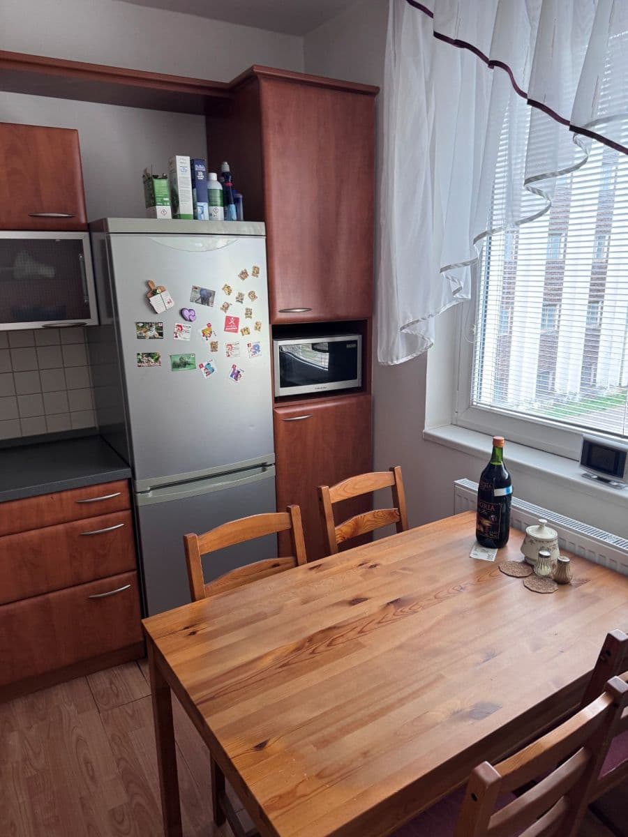 Pronájem bytu 2+1 67 m², Mirotická, Praha, Praha Pronájem bytu 2+1 67 m², Mirotická, Praha, Praha