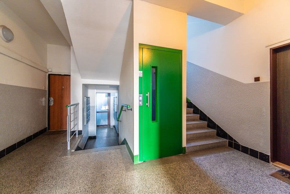 Pronájem bytu 2+kk 53 m², Vladivostocká, Praha, Praha Pronájem bytu 2+kk 53 m², Vladivostocká, Praha, Praha