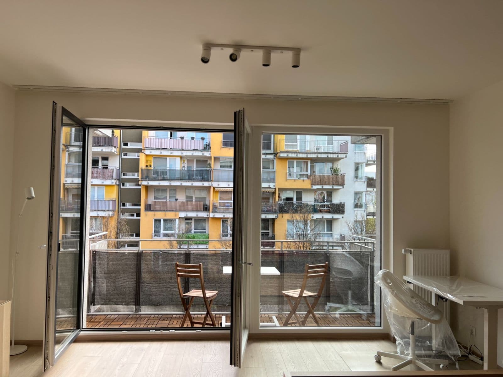 Pronájem bytu 1+kk 36 m², Gerstelova, Praha, Praha Pronájem bytu 1+kk 36 m², Gerstelova, Praha, Praha
