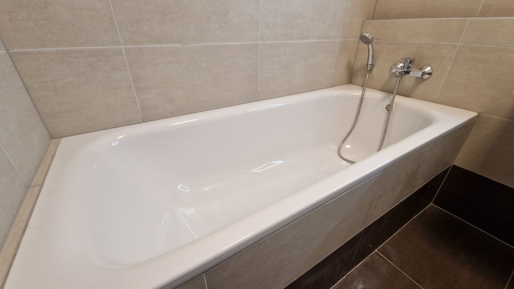 Pronájem bytu 2+kk 55 m², Studentská, Plzeň, Plzeňský kraj Pronájem bytu 2+kk 55 m², Studentská, Plzeň, Plzeňský kraj