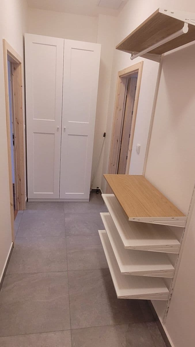 Pronájem bytu 2+kk 38 m², Holečkova, Praha, Praha Pronájem bytu 2+kk 38 m², Holečkova, Praha, Praha