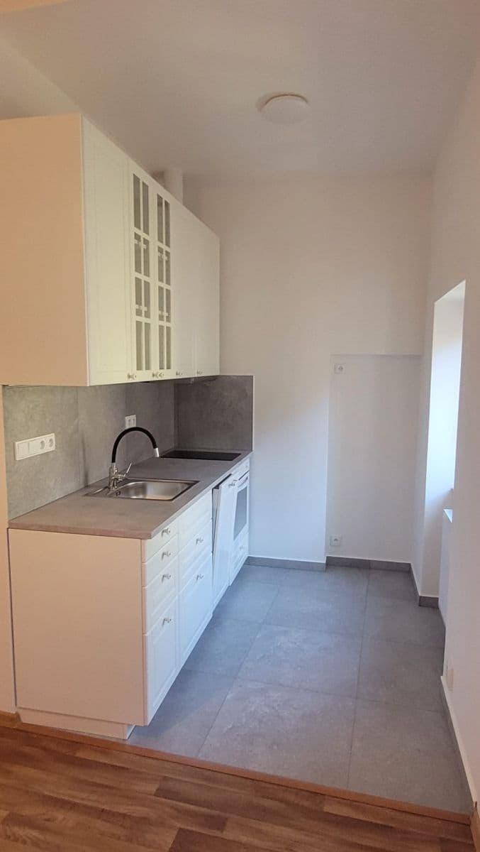 Pronájem bytu 2+kk 38 m², Holečkova, Praha, Praha Pronájem bytu 2+kk 38 m², Holečkova, Praha, Praha
