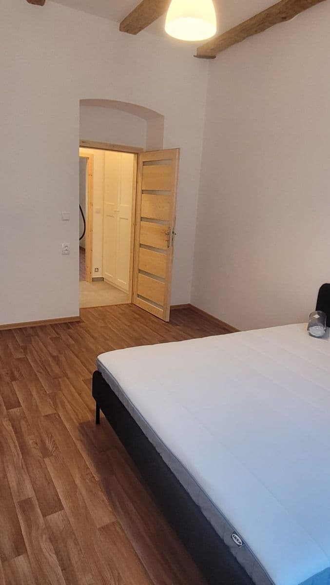 Pronájem bytu 2+kk 38 m², Holečkova, Praha, Praha Pronájem bytu 2+kk 38 m², Holečkova, Praha, Praha