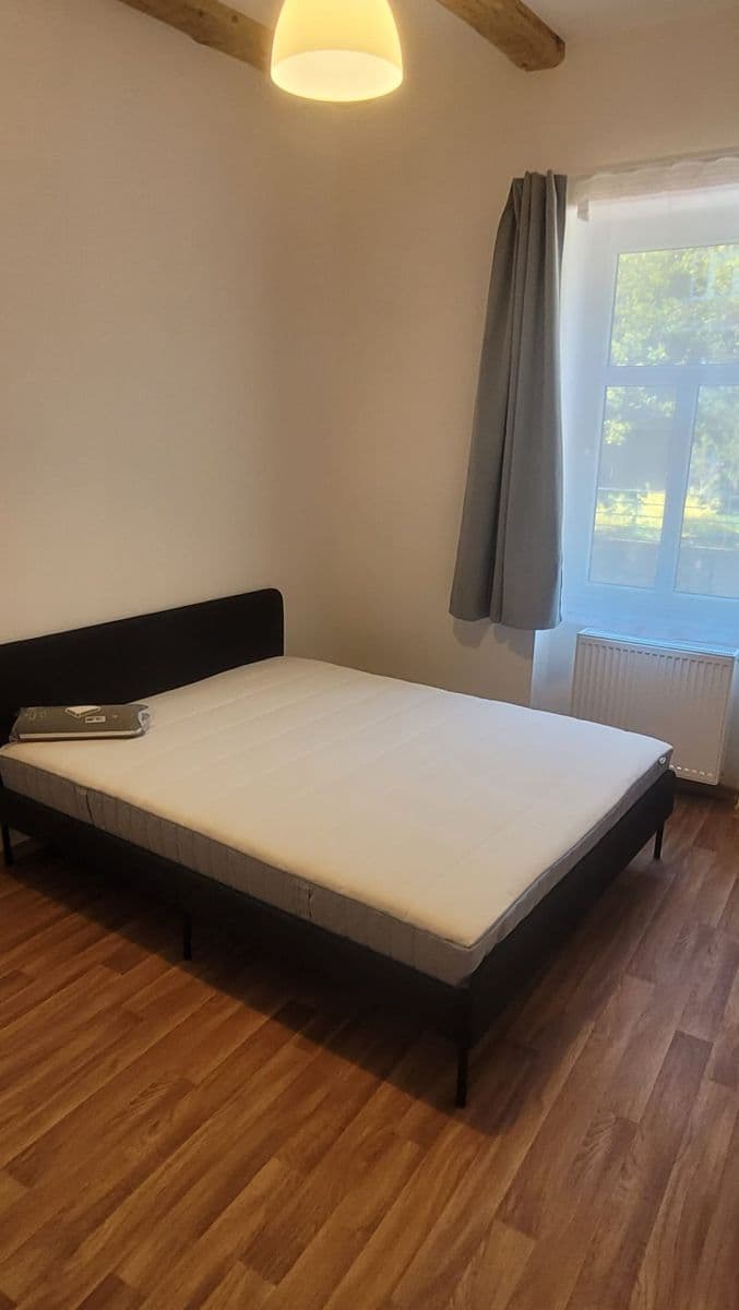 Pronájem bytu 2+kk 38 m², Holečkova, Praha, Praha Pronájem bytu 2+kk 38 m², Holečkova, Praha, Praha